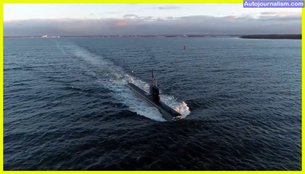 Top-10-Best-Diesel-Electric-Submarine-in-the-World