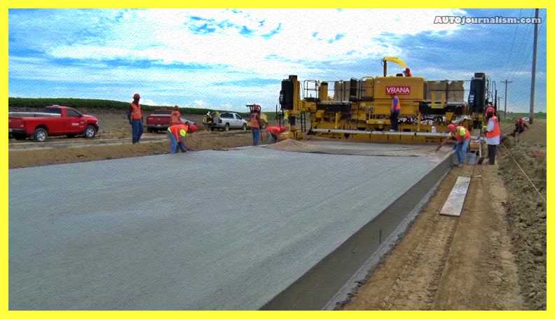 Top-10-Road-Construction-Equipment