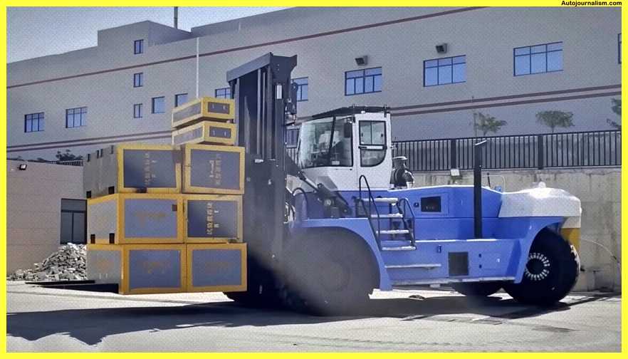 SOCMA-Hnf-500-Top-10-Forklifts-in-the-World