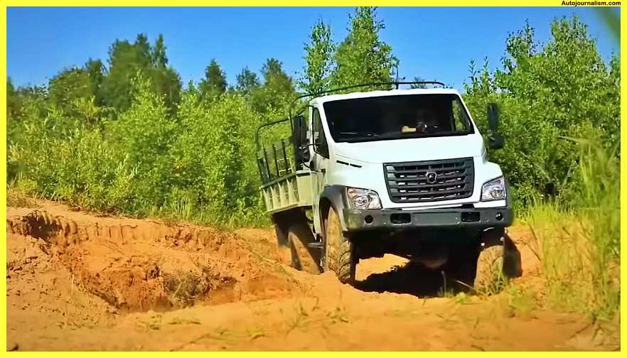 Top-10-Best-4x4-Trucks-In-The-World