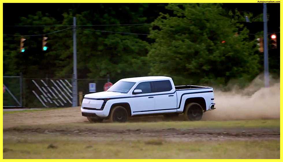 Top-10-Best-Electric-PickUp-Trucks-2023-2024