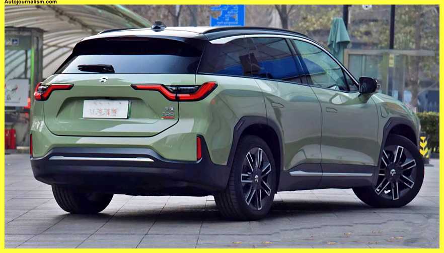 Top-10-Best-Chinese-Electric-Cars-In-The-World-2023